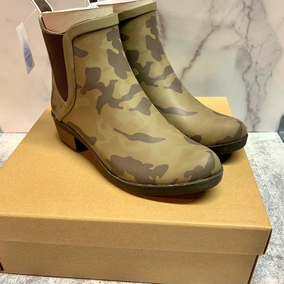 Lucky Brand Shoes - Lucky Brand Basel H20 Camoflage Pull On Rain Boots